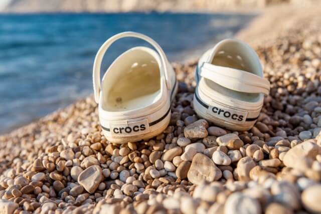 Crocs are free from bad plastic smells